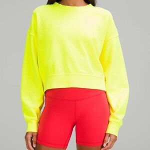 Lululemon Perfectly Oversized Cropped Crew, highlight yellow neon size medium